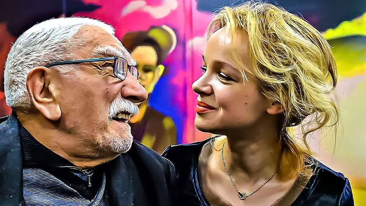 - Стакан воды поднесёшь? - Заплатишь, поднесу! - Каждый раз? - Да! - А если сразу заплачу? - А сразу я тебе сиделку найму!