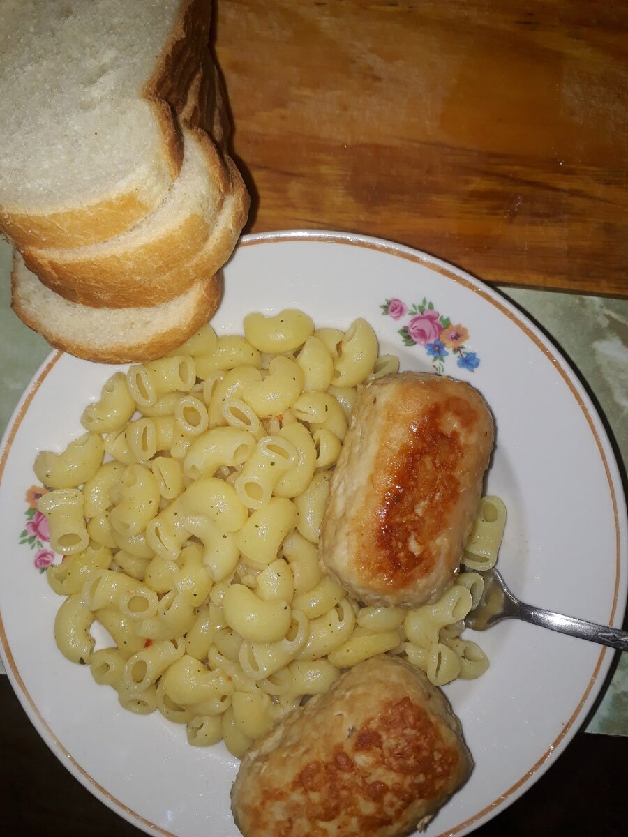 Завтрак - 1259 килокалорий