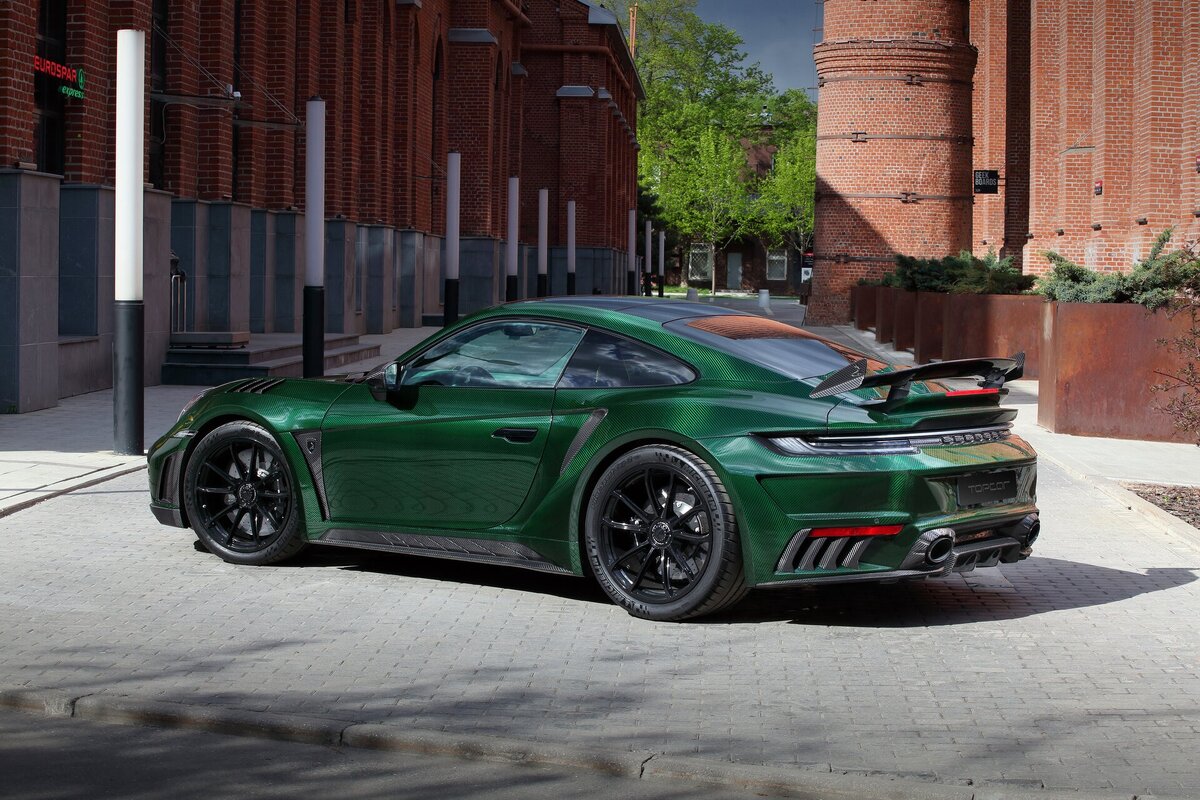 Порше 911 Jet Green