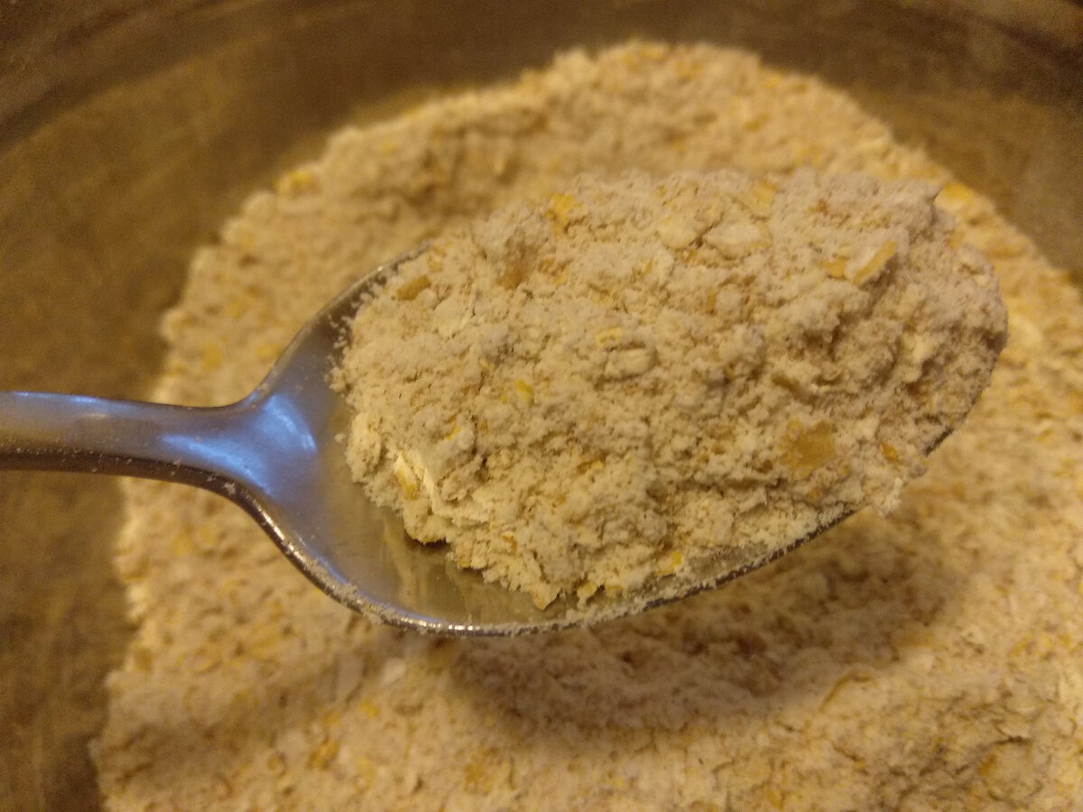 Быстрый и вкусный сливовый пирог из овсянки. Рецепт