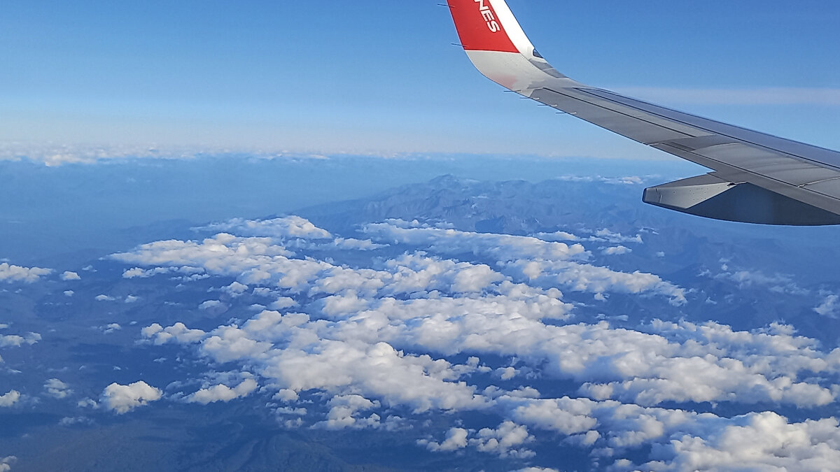 Вид на Камчатку с борта самолёта.