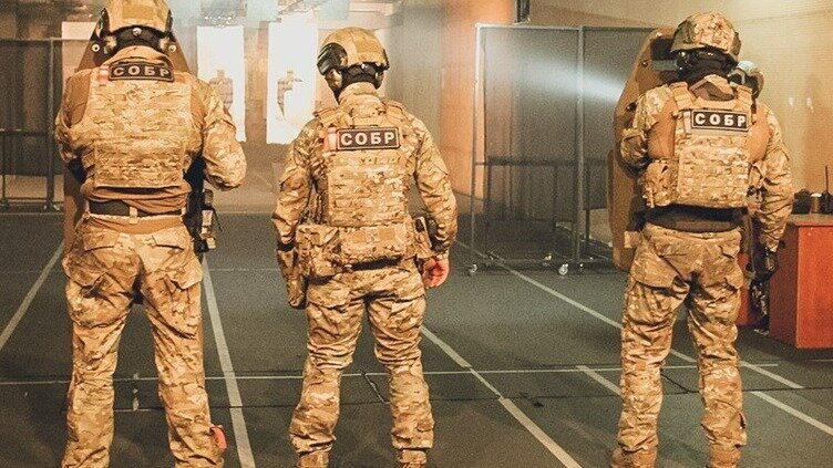     Правоохранительные органы Приморского края зафиксировали три поджога военкоматов с начала 2022 года. Теперь здания находятся под усиленной охраной.