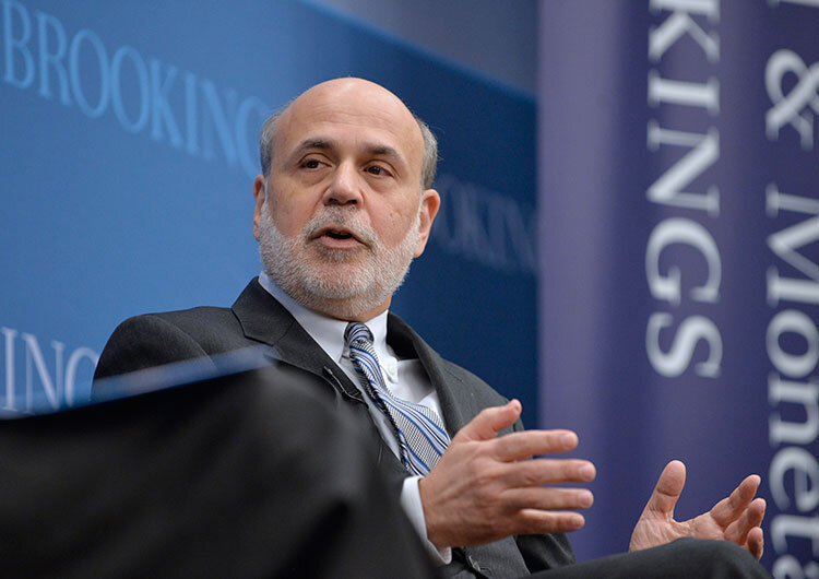    «Сложно сказать, насколько научный опыт Бернанке (на фото) оказался релевантен ситуации 2008–2010 годов, но польза от этого, безусловно, была»