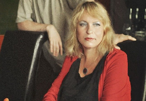 В Сети много ее поздних фото, уже изуродованной тяжелой болезнью. Но Т.В.Москвина достойна оставаться в памяти читателей красивой