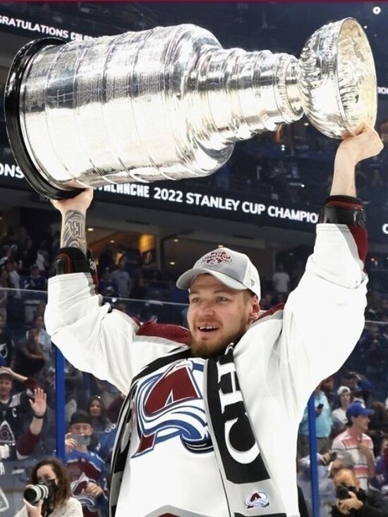     ФОТО С ОФИЦИАЛЬНОГО САЙТА COLORADO AVALANCHE.