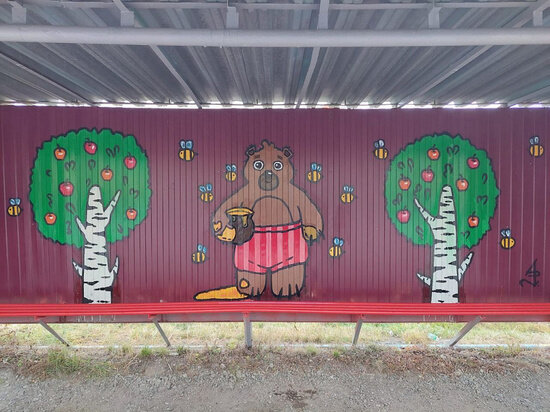     В Хабаровске сохраняется тренд на яркие остановки ФОТО: мэрия Хабаровска