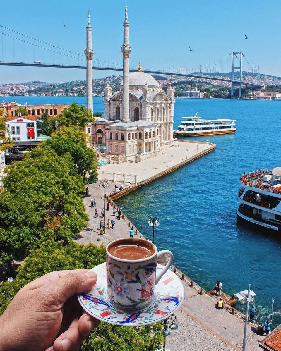 Все фото взяты у сайта по туризмам и путешествию @istanbulmeltemii