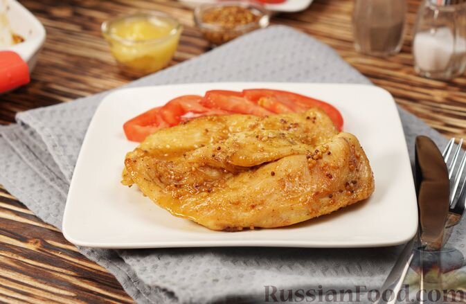 куриное филе, мёд, горчица, приправа для курицы, соль, перец чёрный молотый, масло растительное