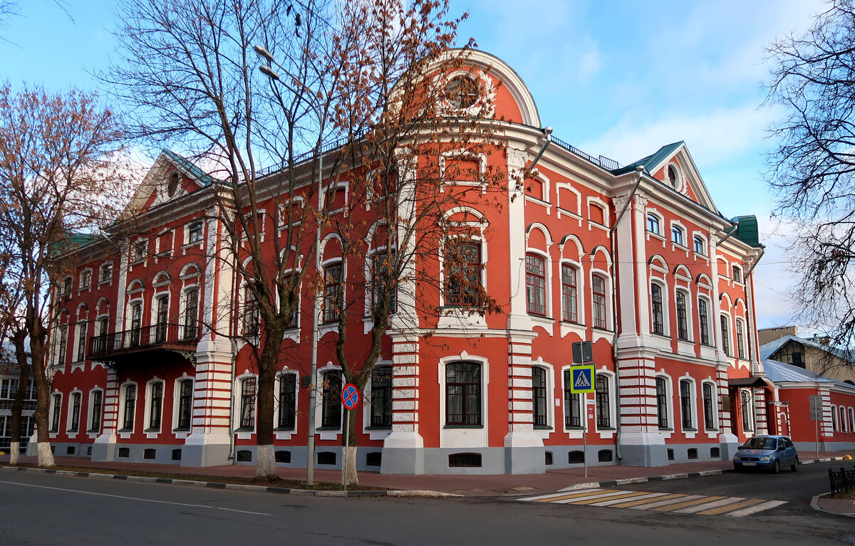Здание мэрии ярославля. Усадебный дом вахрамеева ярославль. Здания города ярославля. Андропова 6 мэрия города ярославля. Здания города ярославля.