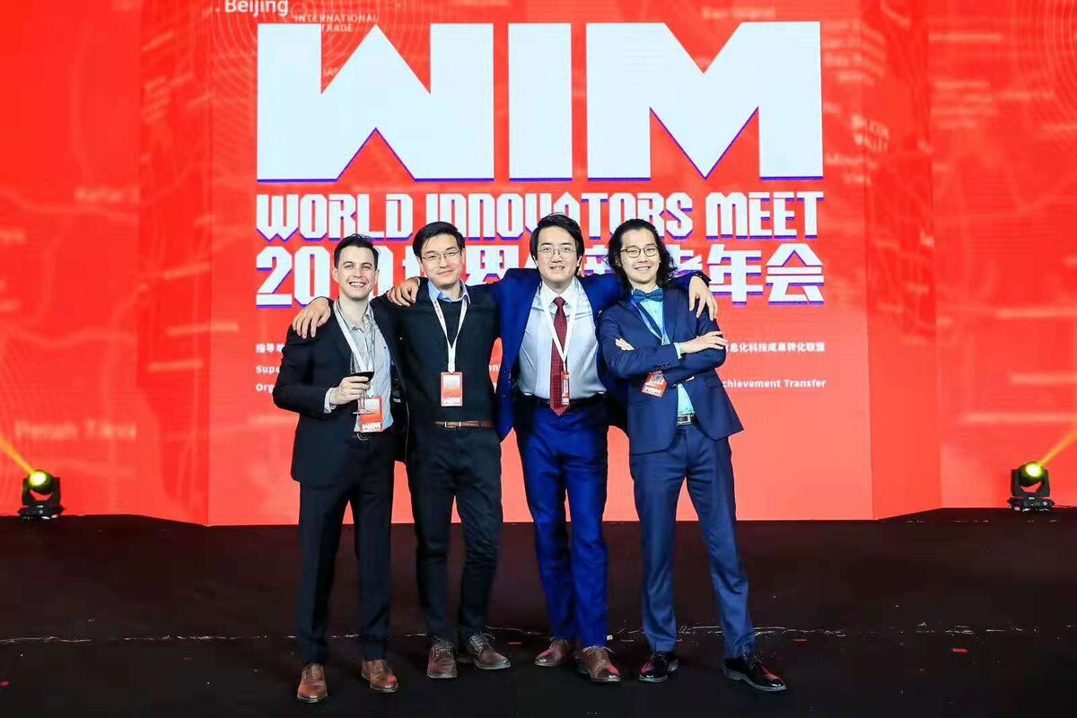 С коллегами после завершения проекта.