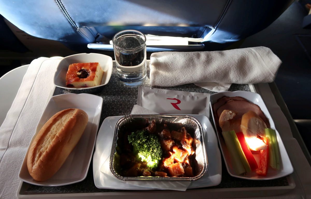 Что можно брать в самолет из еды