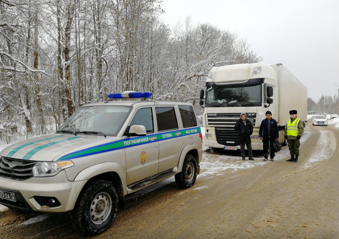 Фтс авто. УАЗ Патриот ФСБ. Машины пограничной службы ФСБ России. УАЗ Патриот ФССП. Машины ФСБ УАЗ Патриот.