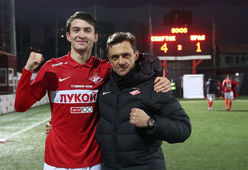 Прошлое и настоящее московского "Спартака" отец и сын Мелешины. Фото из интернета.