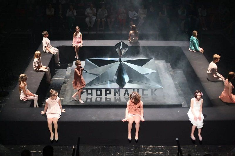 Театр в центре спектакли. Норманск спектакль центр мейерхольда. мейерхольд и иммерсивный театр . «норманск» юрия квятковского.