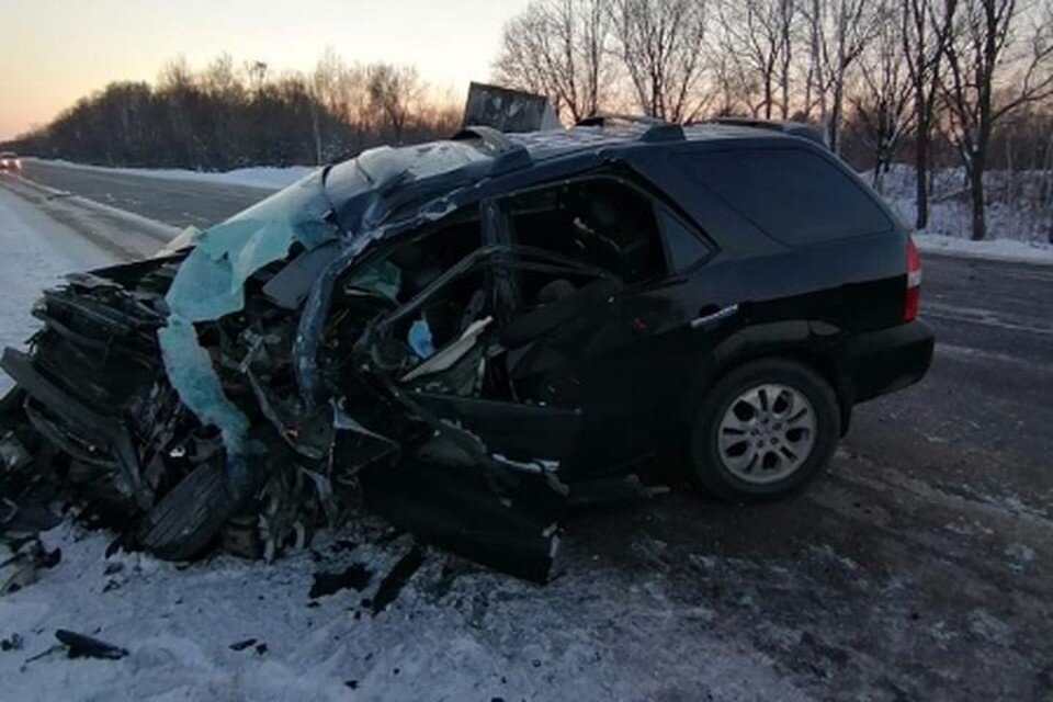    В машине находились двое детей. Фото: пресс-служба УГИБДД УМВД России по Приморскому краю.