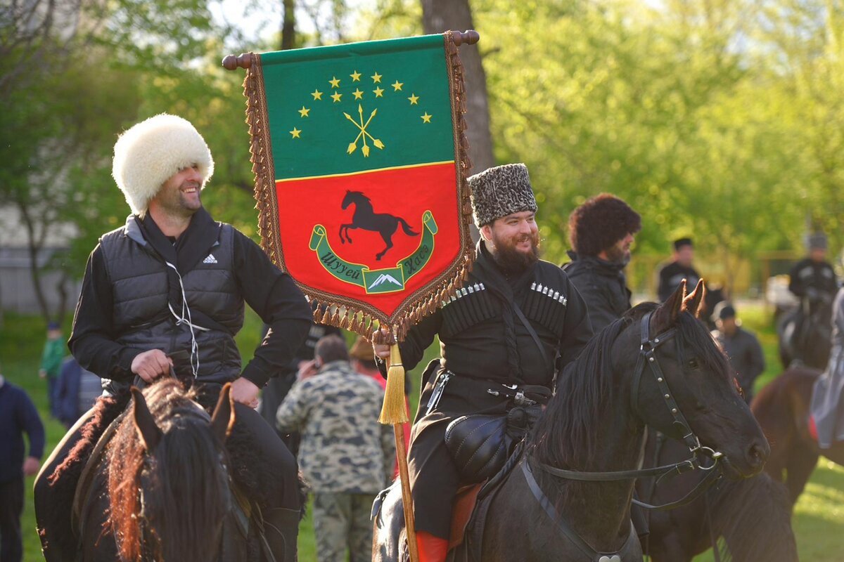 Черкесский сайт. Адыги кабардинцы. Адыги Черкесы. Джигит Черкес. Адыгэ Черкес.