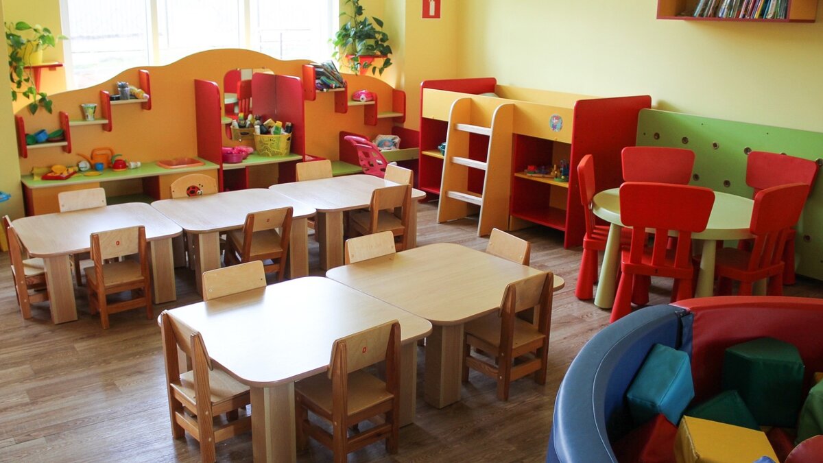     Во Владивостоке родителям дошколят 2020 года рождения выдадут направления в детсады в местах консультирования граждан. Это можно сделать до 22 июня включительно, сообщает пресс-служба городской администрации.