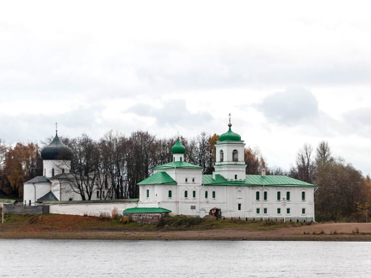 Мирожский монастырь