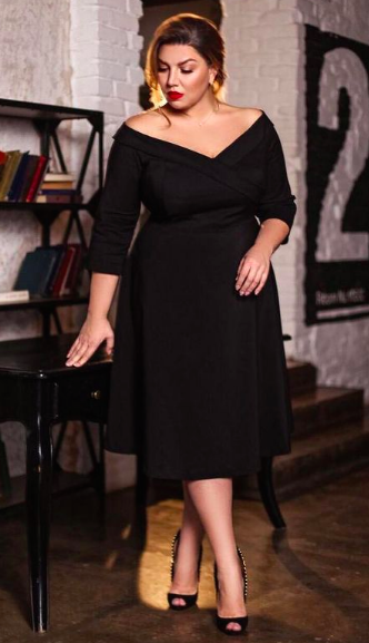 Элегантное черное платье делает женственной любую женщину