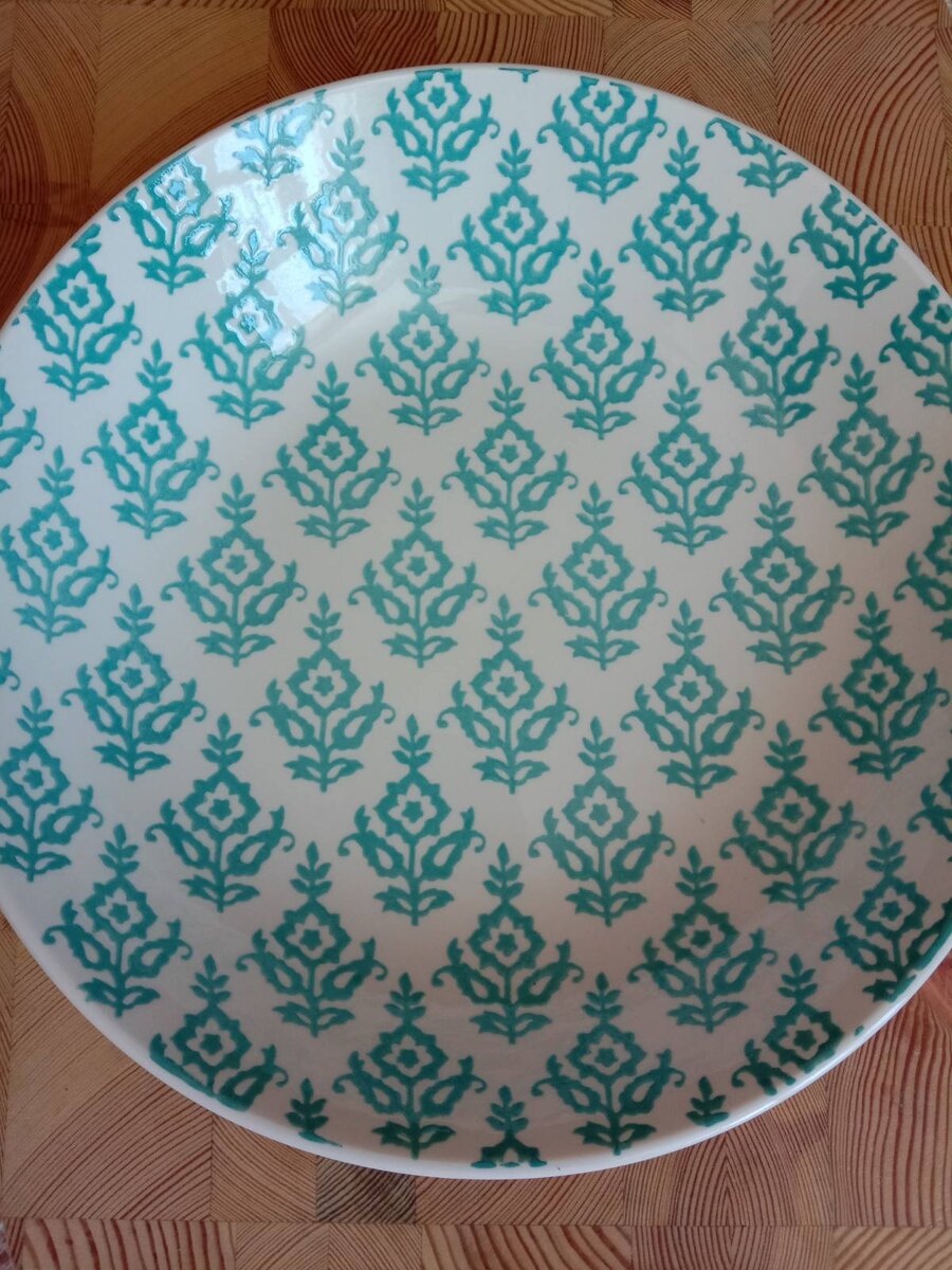 глубокая тарелка