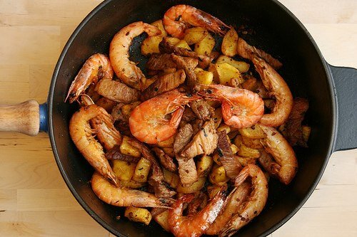 Свинина с креветками