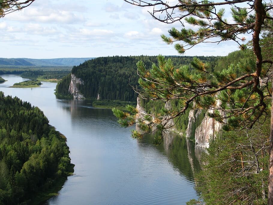 Река Вишера, камень Писаный.