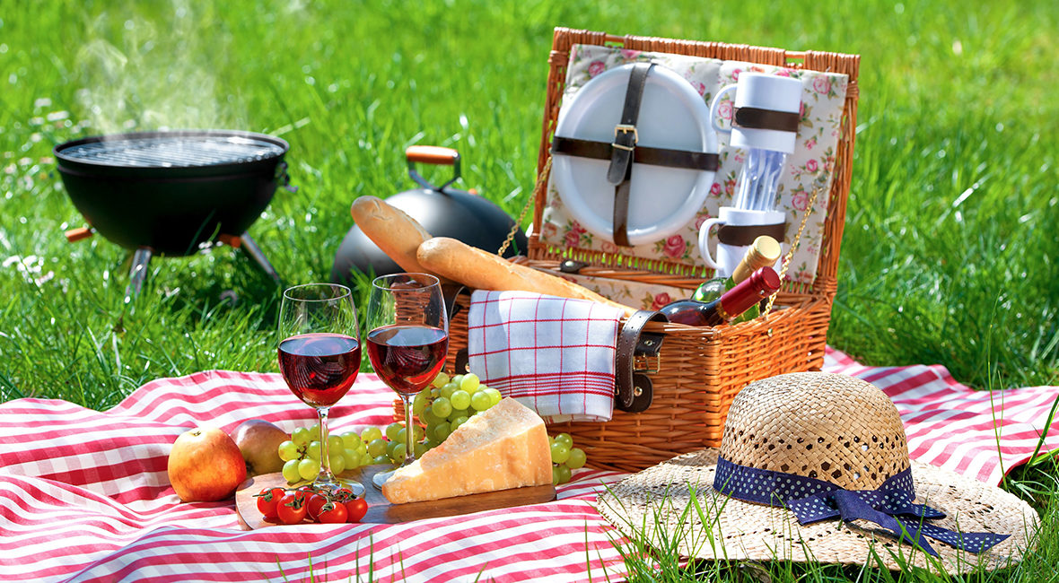 Пикник с вино для особого уединения