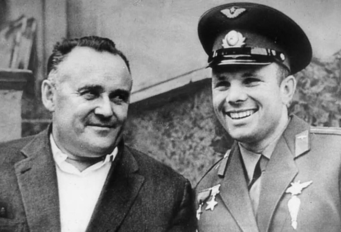 Королёв и Гагарин. Источник: moe-online.ru