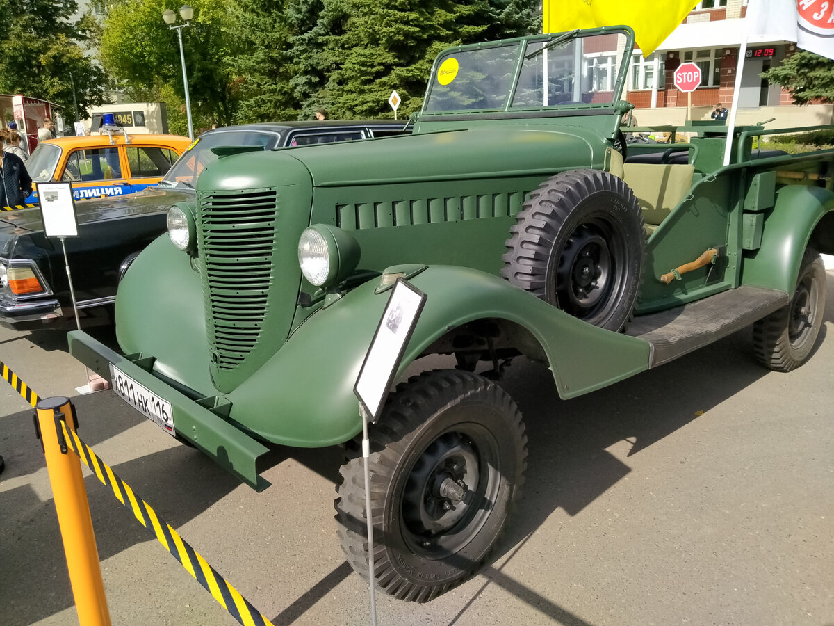 Фестиваль ретро-техники «Торъяльский FORDSON». Часть 2: Автомобили ГАЗ –  самые красивые и самые редкие. | АвтоДром в Йошкар-Оле | Дзен