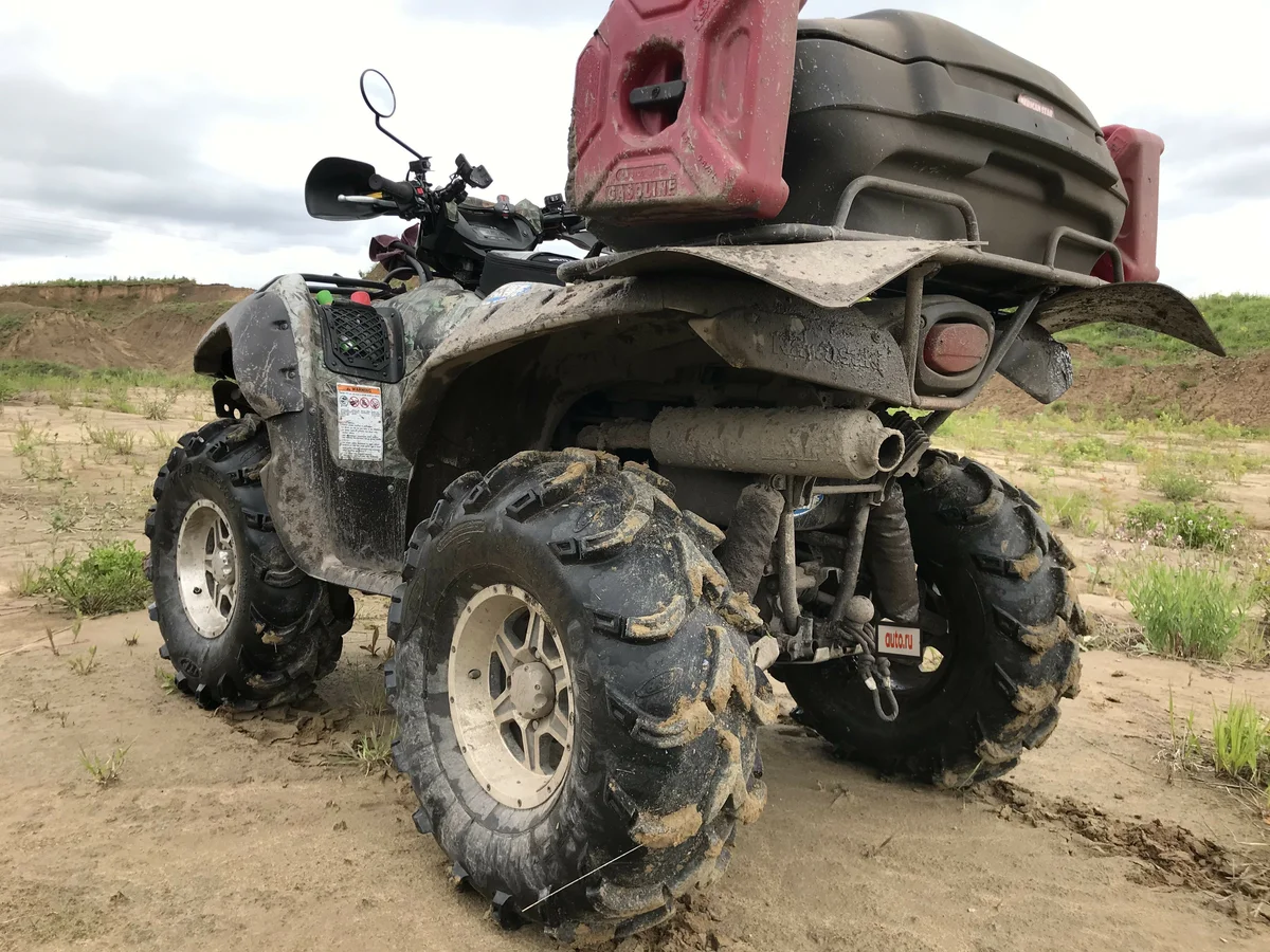 На 30 дюймовых колесах возможна положительная плавучесть на болотах! Канадцы так не могут! Источник фото - https://auto.ru/atv/used/sale/kawasaki/brute_force_750_4x4i/3480700-67f2a2e7/