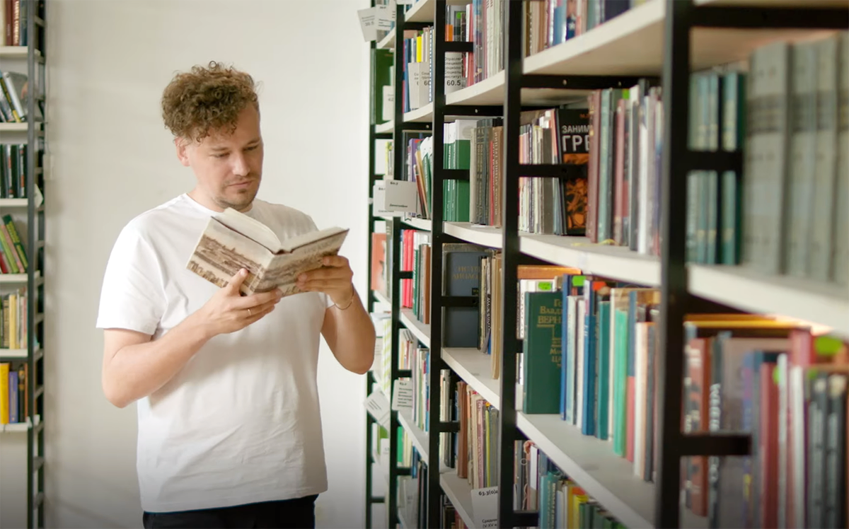 Приложение для самозанятых. Как оформить самозанятость. Предприниматель и бизнес новые серии 2022 года. Схема с самозанятым. Налог для самозанятых.