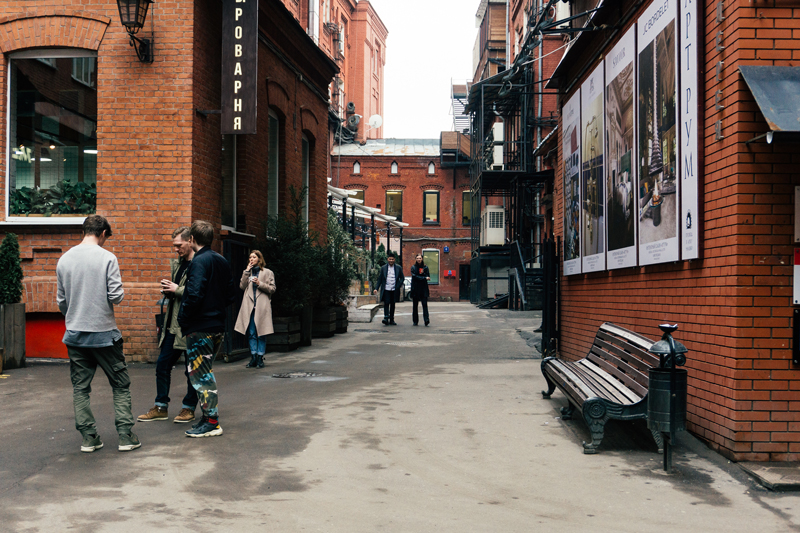 «Красный октябрь» на Якиманке