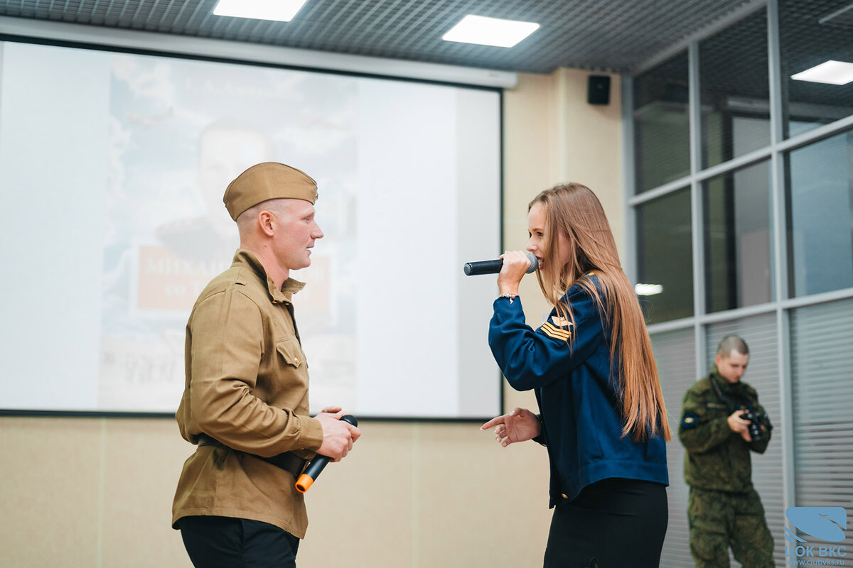 Творческая группа ЦОК ВКС представила концертную программу «Первым делом самолеты!»