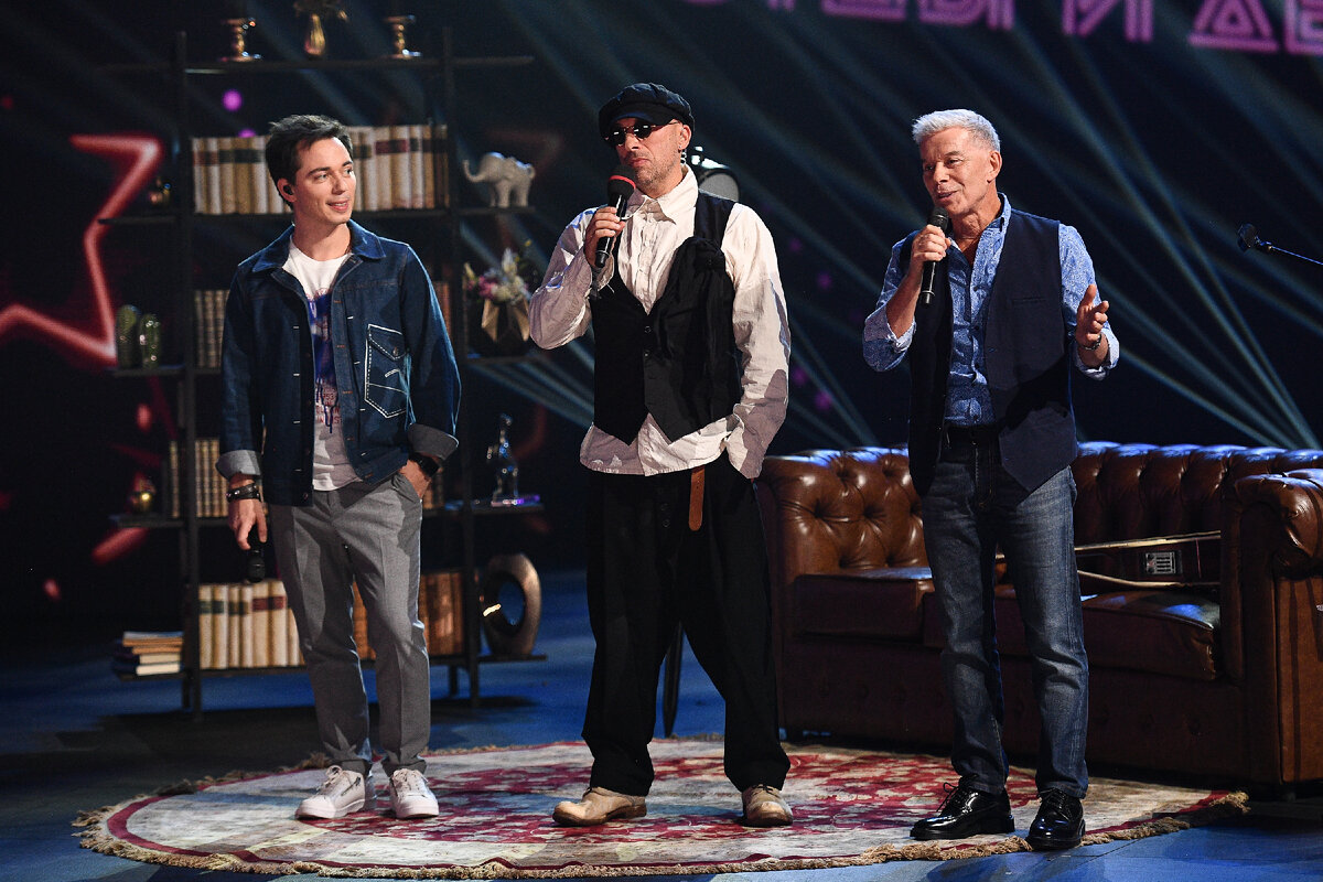 шоу две звезды отцы и дети. отцы и дети шоу на первом канале. телешоу две звезды отцы и дети. анонс две звезды отцы и дети первый канал. две звезды первый канал.