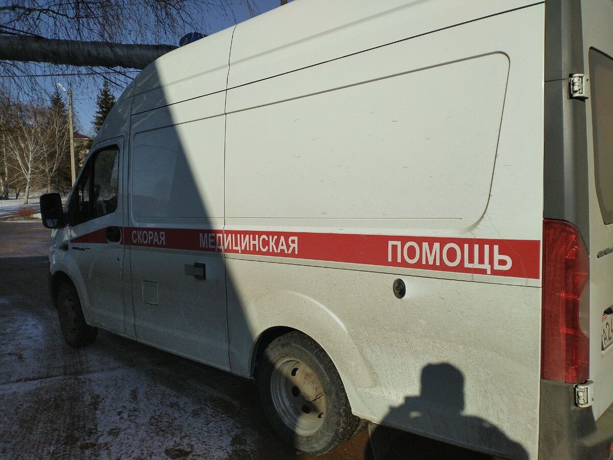 Вызов скорой с мобильного. Номер вызова скорой помощи. Номера телефонов вызова скорой помощи. Фельдшер чувашии. Медицина катастроф чебоксары.