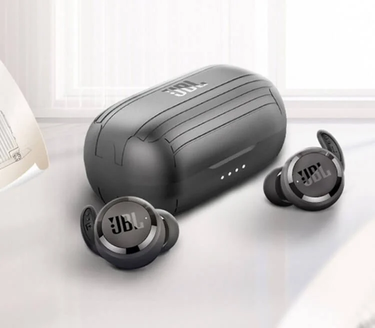 Если хотите недорогие наушники с хорошим звуком, то берите JBL