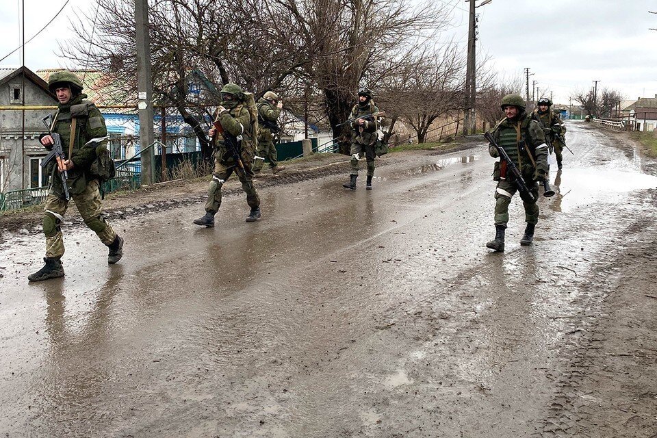     The Guardian спрогнозировала пять вариантов украинского конфликта на ближайшие полгода Дмитрий СТЕШИН