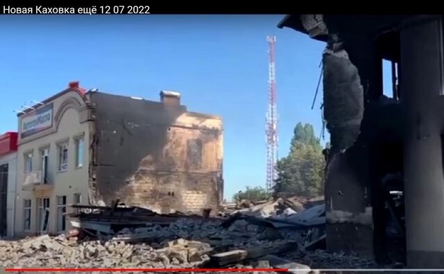    Новая Каховка после нанесения удара ВСУ Цитата из видео «Новая Каховка ещё1207 2022» пользователя Alek Sandra