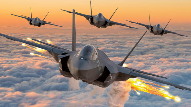 Люфтваффе: истребители F-35 скоро смогут взлетать в Германии и нести ядерные боеголовки © mauritius images/alamy/mariusz burcz