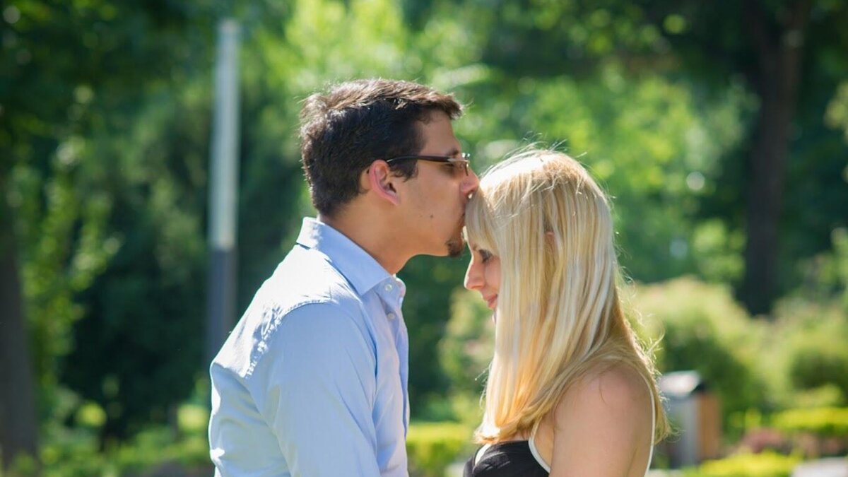 Date blog. Любовные истории застенчивый парень.