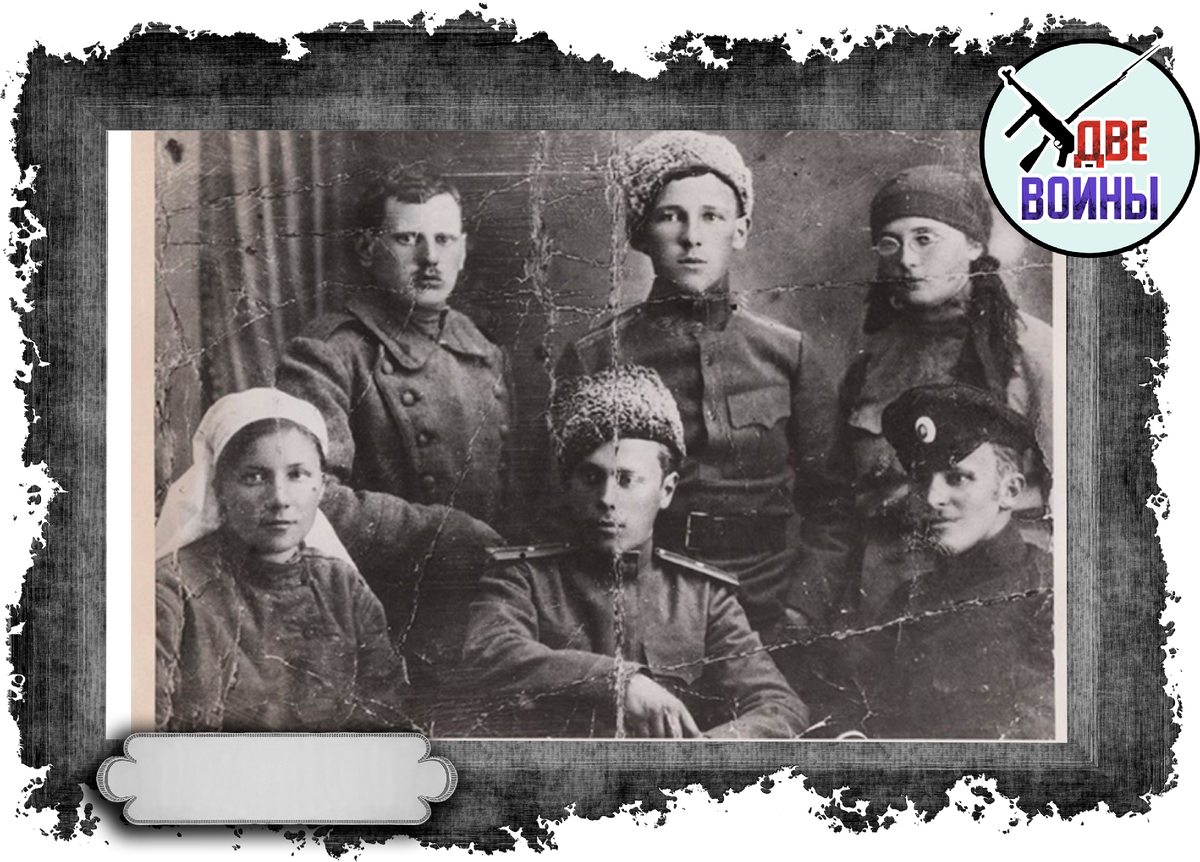 Борис Михайлович Иванов – первый слева. Фото в свободном доступе.