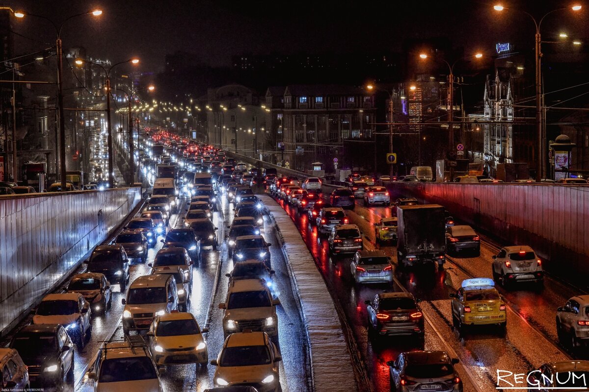 Пробка в москве ночью