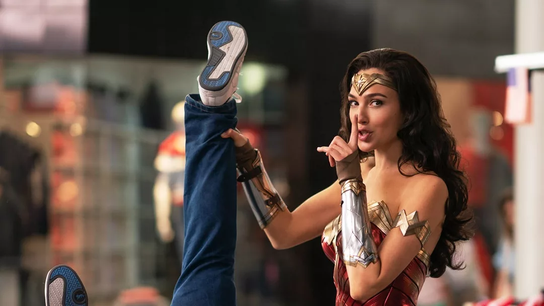 Сколько зарабатывают каналы?  промо к фильму "Чудо женщина". 