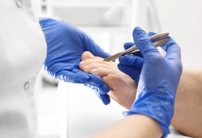 Медицинский педикюр