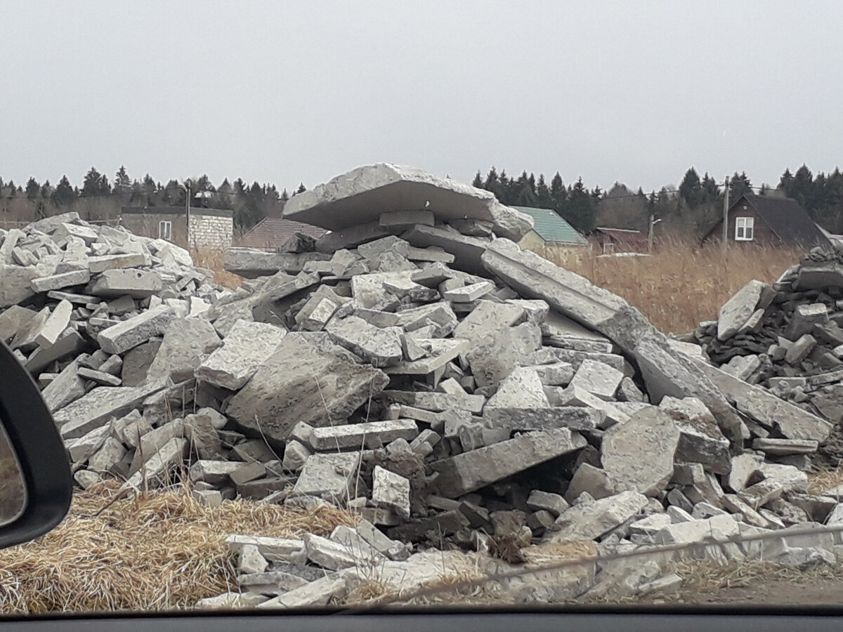 Дом из гранита и все вокруг него