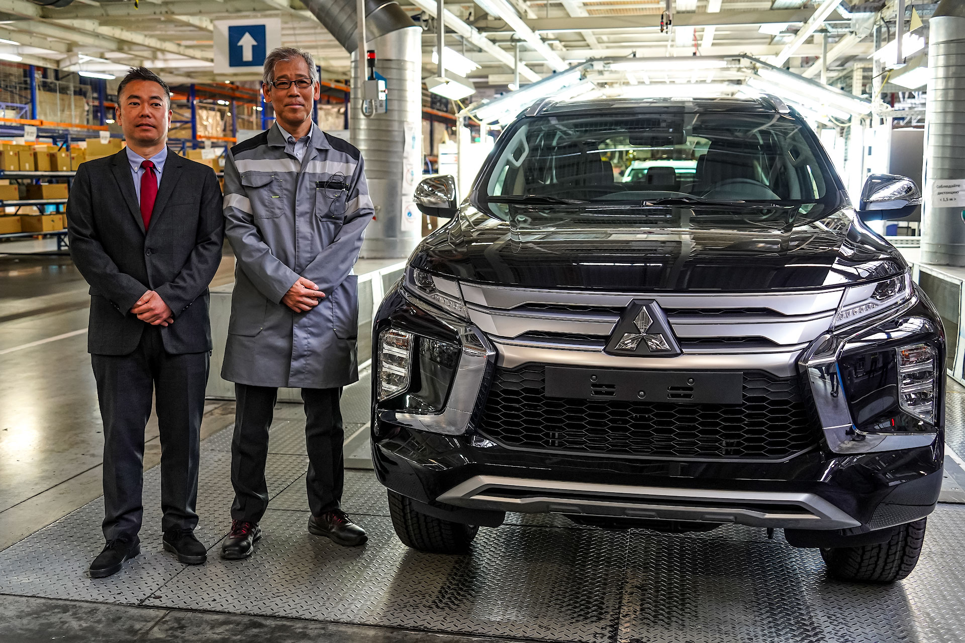 Как собирают внедорожник Mitsubishi Pajero Sport и кроссовер Outlander на заводе в Калуге13