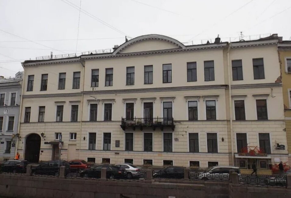 Особняк Жадимировских на Мойке, Источник': spb-kp-ru. 