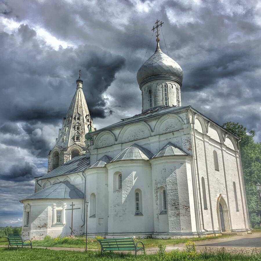 Монастыри Переславля Залесского