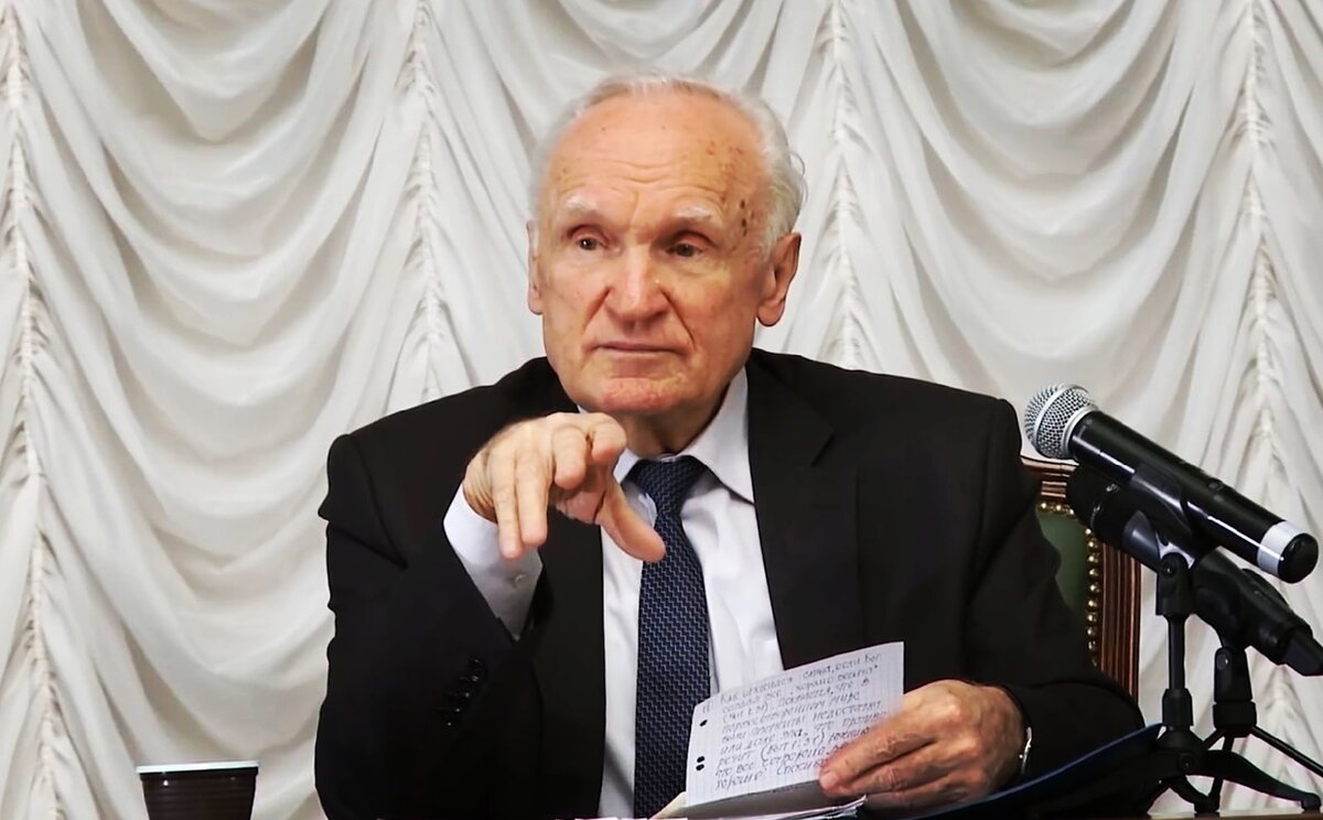 Алексей Ильич Осипов — доктор богословия, заслуженный профессор Московской духовной академии, публицист, писатель, апологет, проповедник.