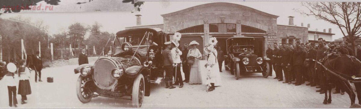 Императорский гараж в Ливадии